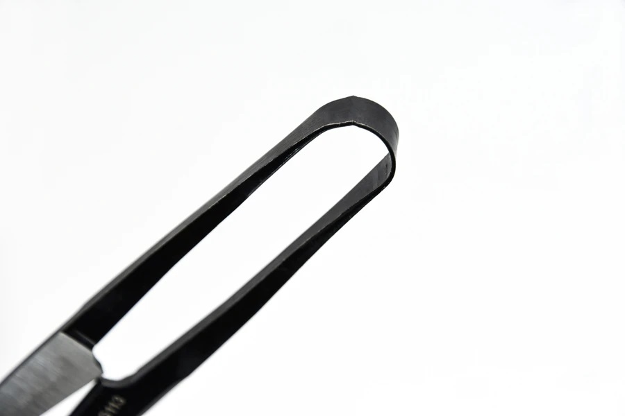 One-piece Thread Snip - Image 3