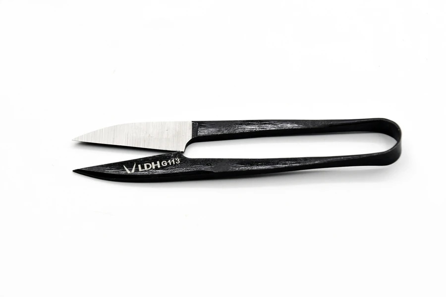One-piece Thread Snip - Image 4