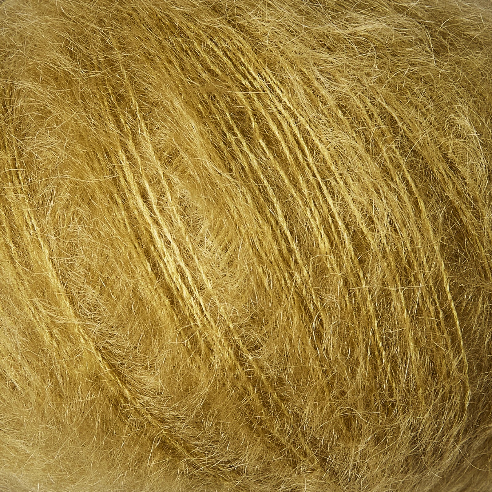 Knitting_for_olive_soft_silk_mohair_stoevet_honning