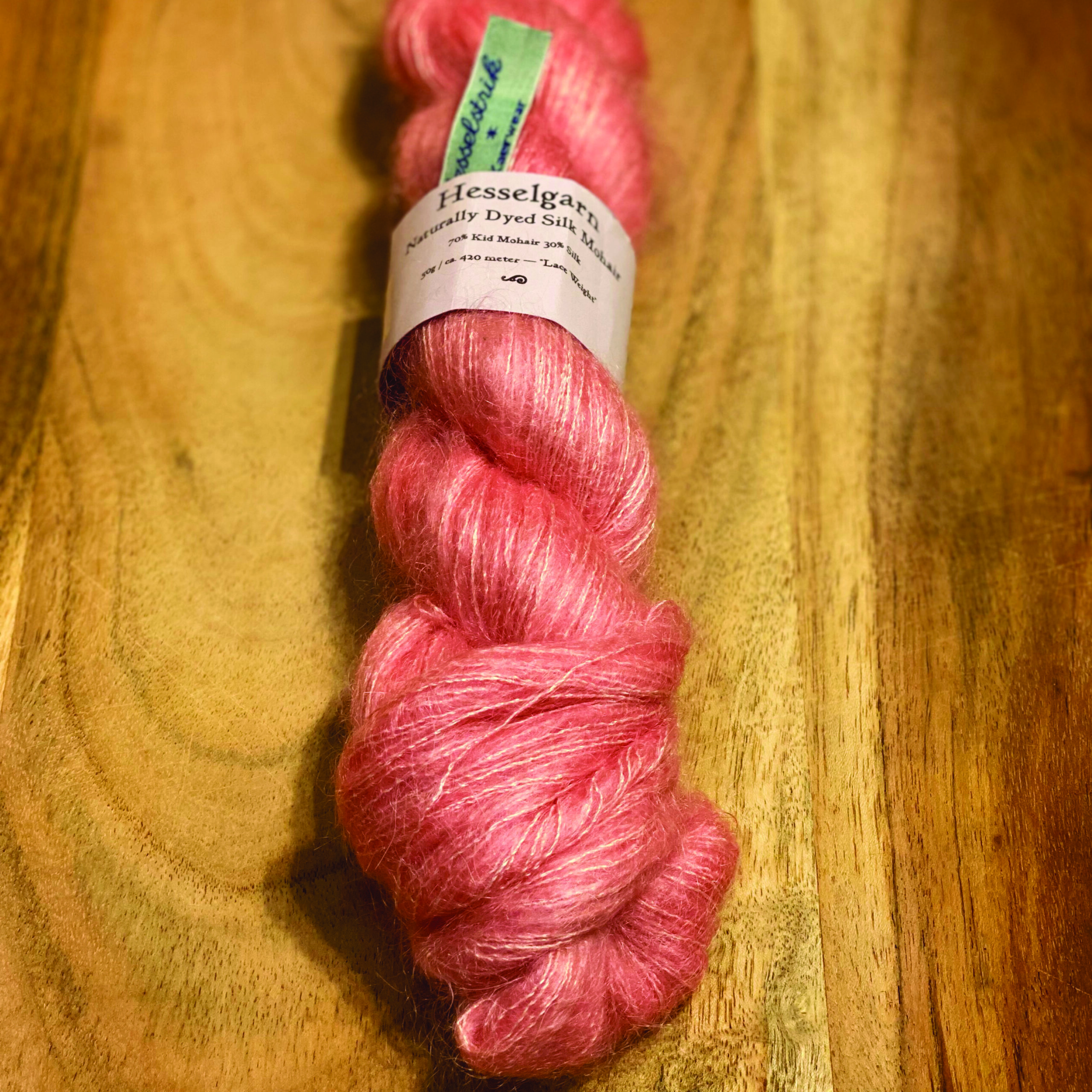 Hesselbalaclava Pink Klintholm Garn