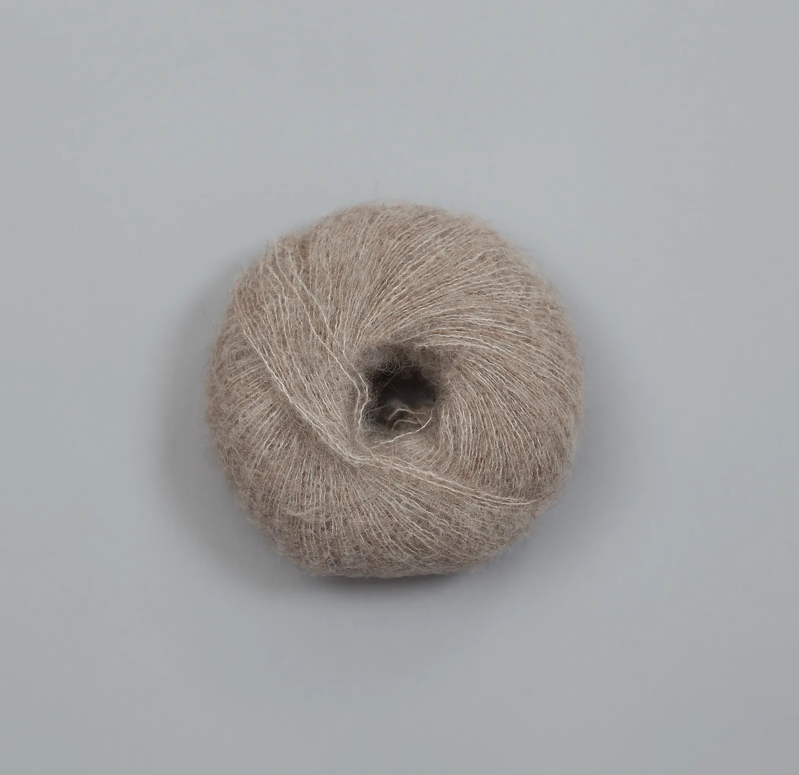 Alpaka_Silk_Beige_1315_Klintholm_Garn