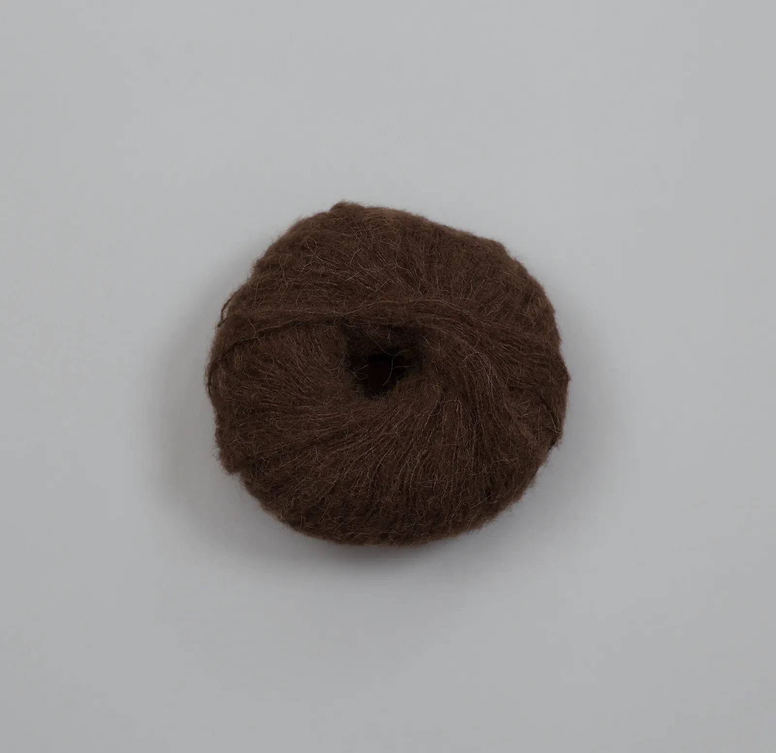 Alpaka_Silk_Brun_815_Klintholm_Garn