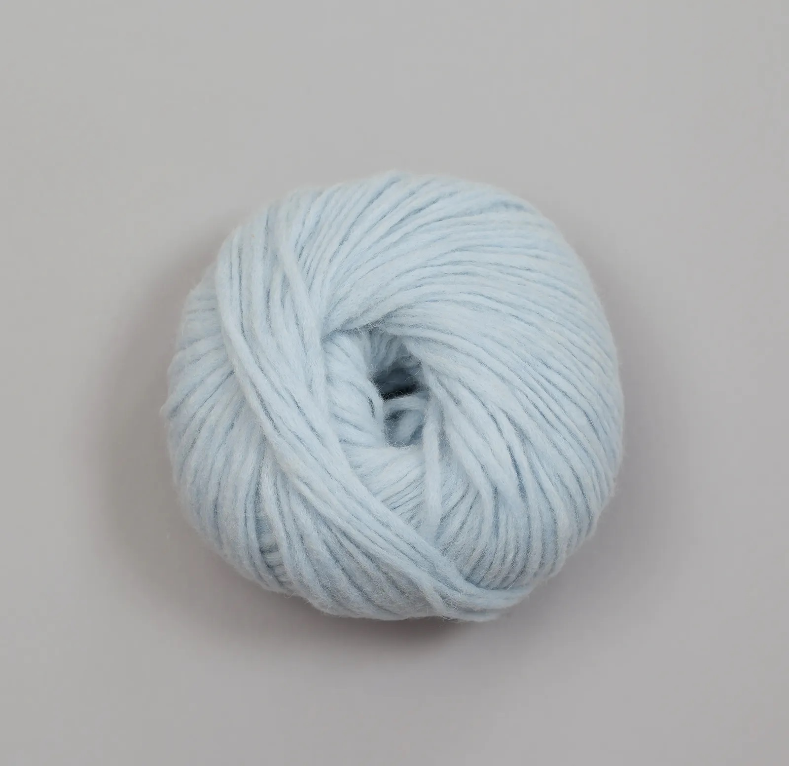 Puno_Lyse_Blå_5114_Klintholm_Garn