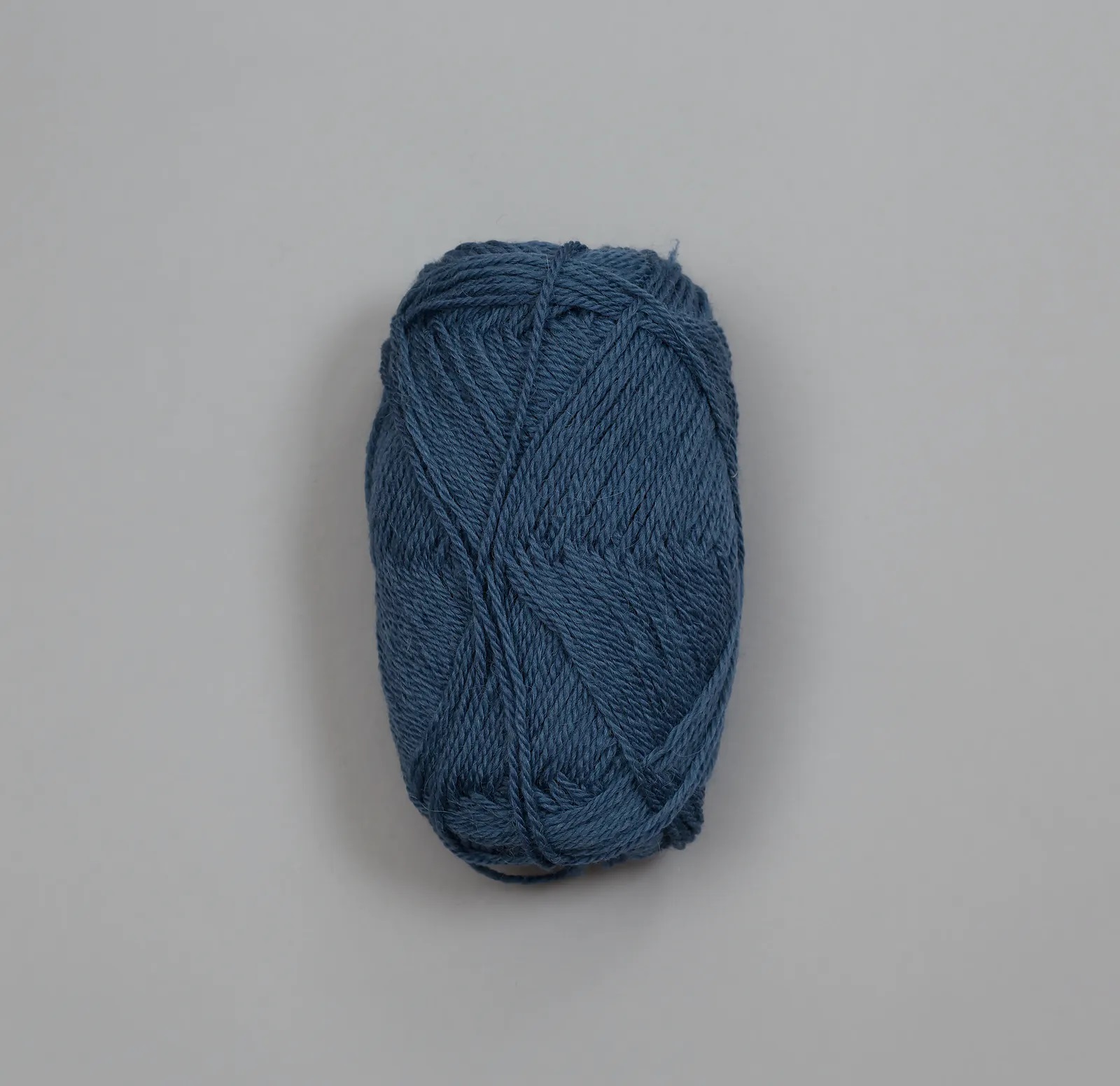 TUMI_uld_alpaka_Bondeblå_190_Klintholm garn