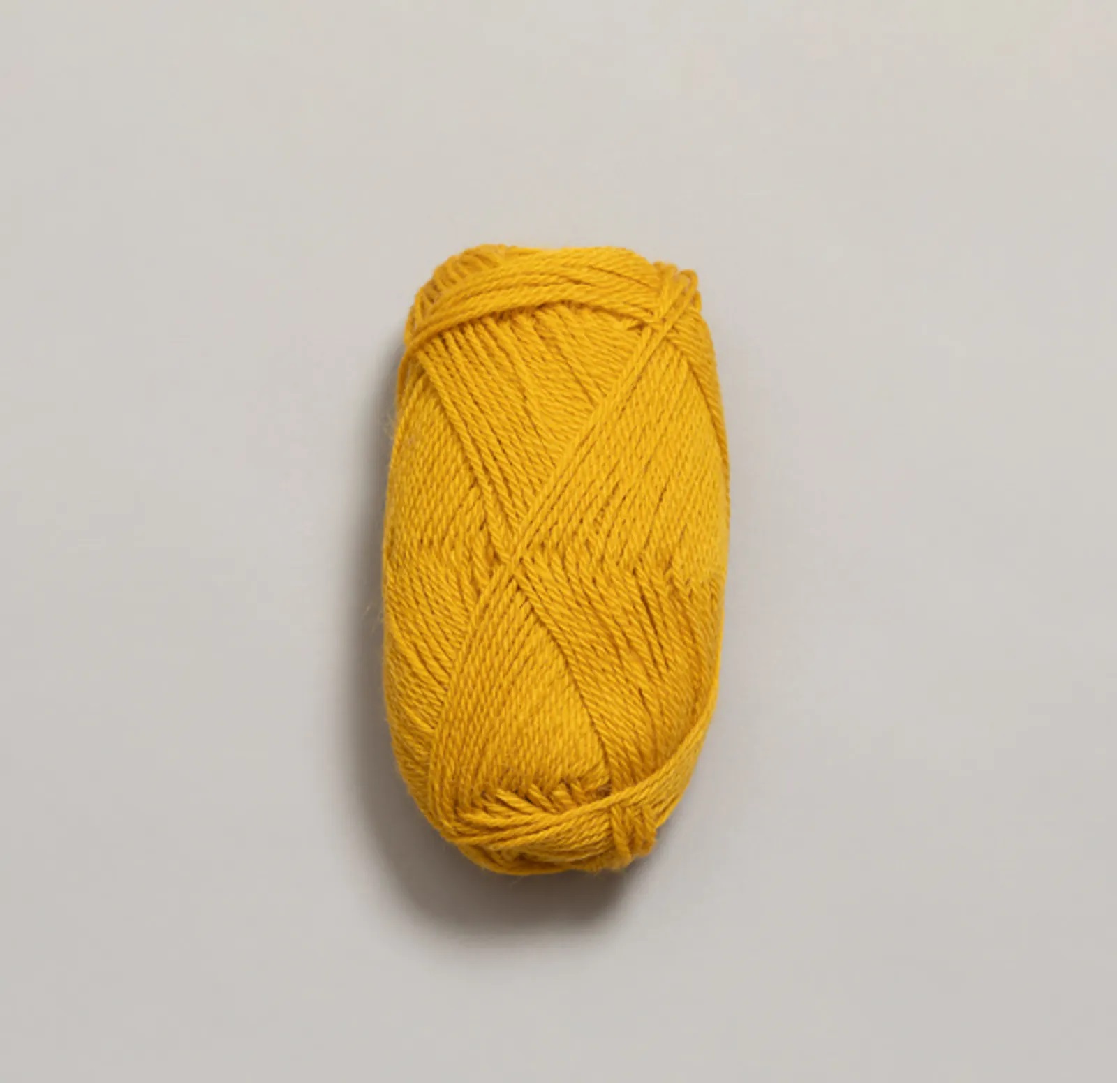 TUMI_uld_alpaka_Mørkegul_52_Klintholm garn
